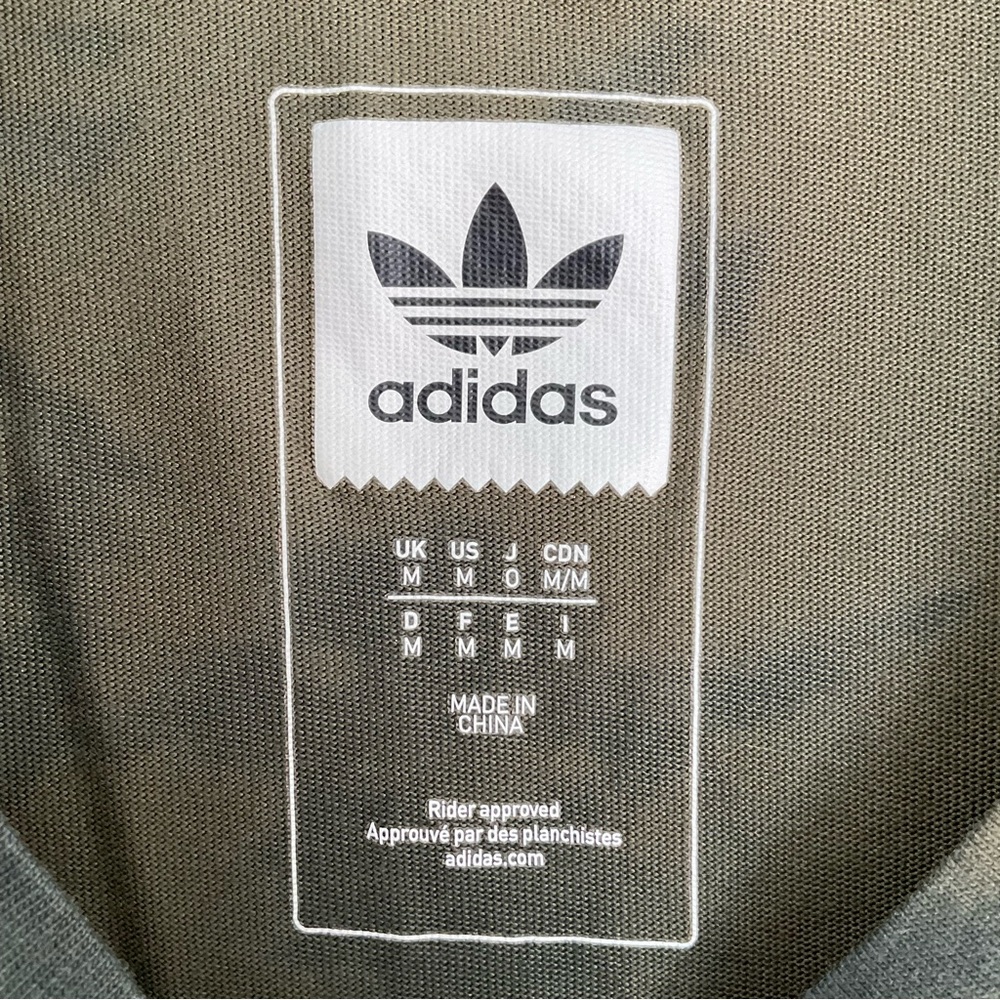 Adidas skateboarding T-shirt, size M, NWOT - Picture 3 of 4